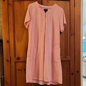 Miss Elaine Pink Short Sleeve Robe